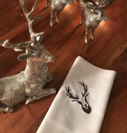 Sander Loft Serviette mit Hirschkopf